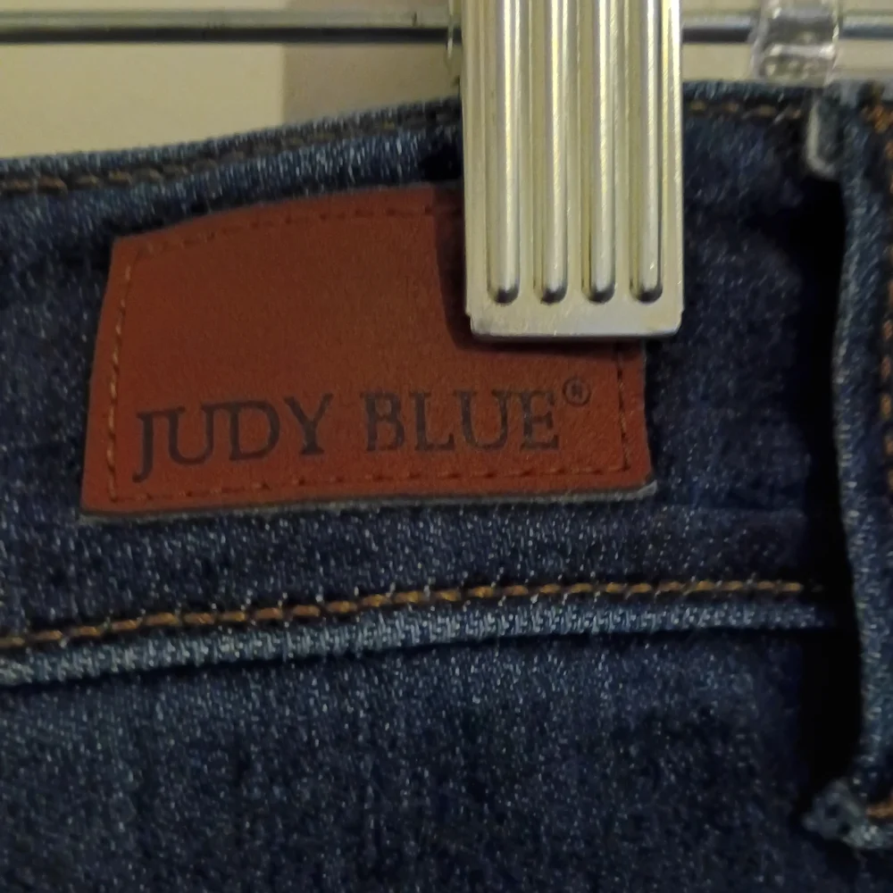 Judy Blue Indigo Wash Skinny Jeans